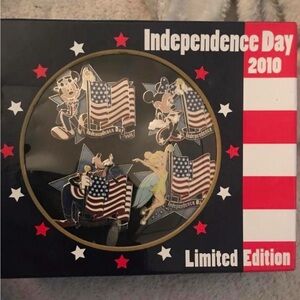 Disney Independence Day 2010 Pin Set - Red, Blue, White